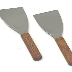 Wood Handle Metal Scrapers grilling and cleaning up tool.